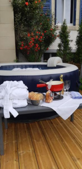 Gîte La Fabrique , spa , bain nordique Les Fontenelles